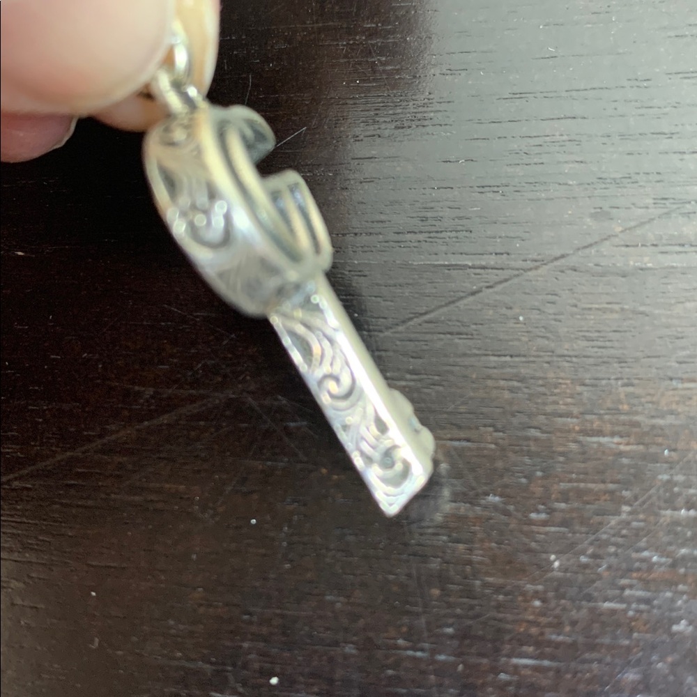 Gucci Sterling Silver Interlocking GG Marmont Key Necklace Charm - Picture 5 of 6